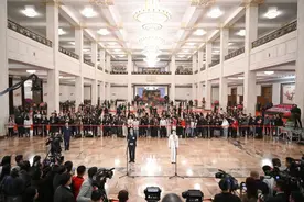 第三场代表通道，民主党派成员“牛倌”讲述自己“很牛”的故事图片
