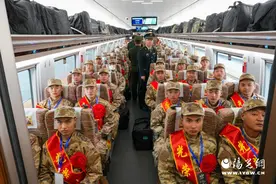 汉中车务段为2025年春季新兵运输保驾护航图片