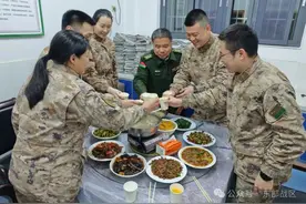 关注｜这顿推迟的年夜饭，真香！图片