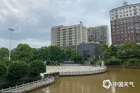 湖南南部今明天仍有强降雨 局地大暴雨并伴雷暴大风图片