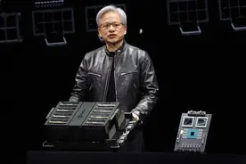 AI春晚：黄仁勋称需要更强大的GPU，马斯克吹捧英伟达最适合AI图片