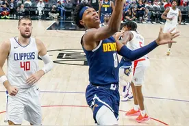 NBA季前赛：快船胜掘金图片