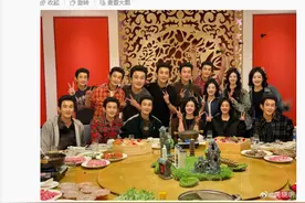 黄晓明、赵丽颖冲上热搜！网友：万万没想到图片
