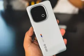 主打电竞性能的iQOO 13，这次的升级不一般图片