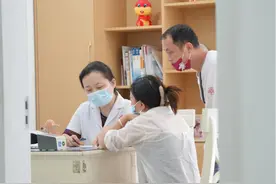 产后漏尿2年 盆底康复还来得及吗？图片
