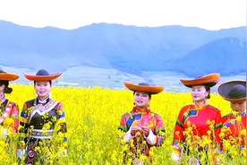 这个七月，七彩互助热情相迎环湖赛图片