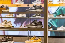 New Balance砸钱卖二手鞋图片