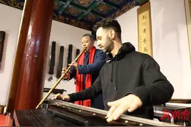 九嶷山景区古琴悠扬传韶乐图片