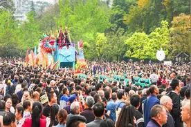 到丰都，看一场“跨越古今”的庙会图片