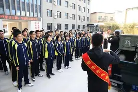 世界气象日:衡水二中学子走进市气象局，探寻气象奥秘感受科学魅力图片