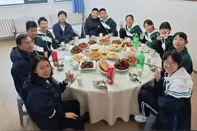 烟台天立高级中学：期中表彰午宴，共话成长与未来图片