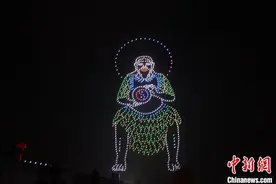 “羲皇故里”新鲜事：现代科技夜空中“描摹”伏羲像等古老文化画卷图片
