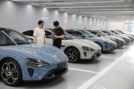 曝小米工厂日均发走1000台SU7！未交付订单达13万图片