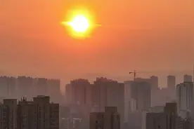 今日重阳 莫道桑榆晚，为霞尚满天——夕阳下的无限风光与人生哲理图片