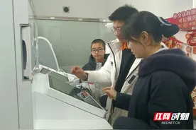 工行石门支行全力保障学生资助卡启用图片