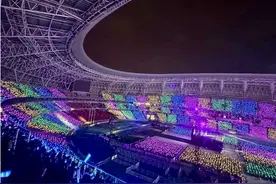各地演唱会爆火歌手不够用了！演出产业链纵向衍生是难题图片