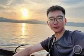 已漂1700公里中途险丧命，男子要乘橡皮艇从攀枝花漂流到上海图片