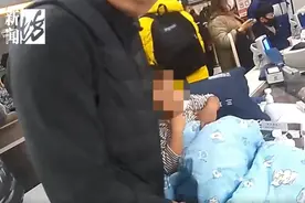 沪一姐姐心疼幼弟高烧不退，一个举动致其呼吸微弱！警方出动↗图片
