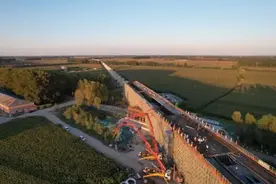 哈伊高铁一特大桥完成主跨节段浇筑图片