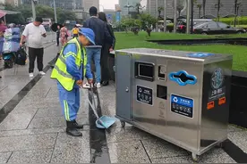 智能预警，工具收纳，这款 “移动废物箱”亮相浦东新区街头～图片