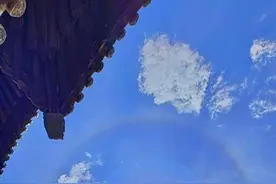 夏日小幸运！山西朔州日晕彩云同框图片