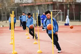 每天一节体育课，校园活力“满格”！图片
