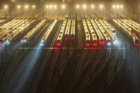 新华全媒+｜启程，回家！2025年春运启幕图片