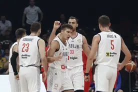记者：塞尔维亚这比赛简直像打游戏 让全NBA阵容的加拿大倍感挣扎图片
