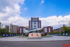 服务航空、国防、地方！张家界航空职院特色兴校结硕果图片