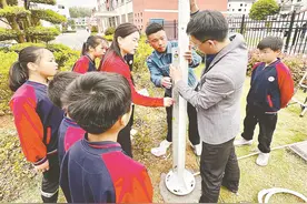 英山县白石坳小学校园气象站投入使用图片