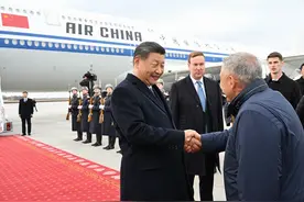 推动各方凝聚共识，传递团结合作信号，中俄领导人会晤展望金砖未来图片