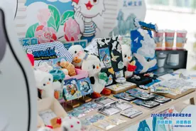 今年11月至明年3月，“观鸥消费券”等您来领图片