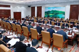 玉林市代表团审议自治区人大常委会工作报告图片