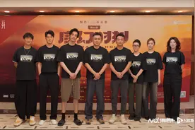 郑云龙闫楠领衔，舞台剧《魔幻时刻》即将上海首演图片