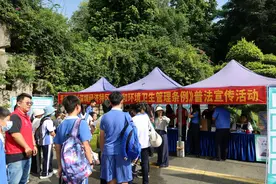 平湖普法宣传深圳新修订《市容和环卫管理条例》图片