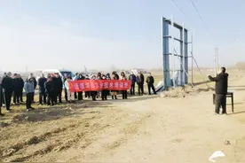 阳信：流坡坞镇农技专家把脉问诊 小麦“管理经”送到田间地头图片