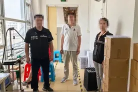 平安黄江｜堵塞安全逃生通道，一企业被责令限期整改图片