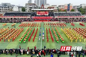 看资阳元宵民俗大秀，点亮红火蛇年图片