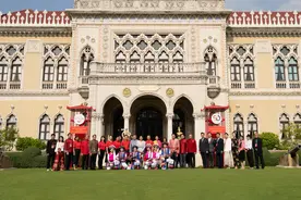 泰国总理接见浙江婺剧演职人员 潮新闻记者现场见证友好交流图片