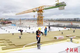 三亚凤凰国际机场三期改扩建项目加快建设图片