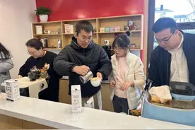 点燃青年梦想！咖啡师培训助力他们踏上就业新征程图片