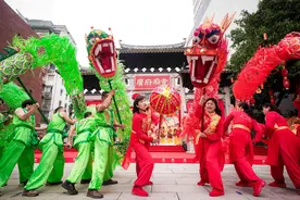 梅州大埔县花环龙参加广府庙会开幕展演暨民俗文化活动图片
