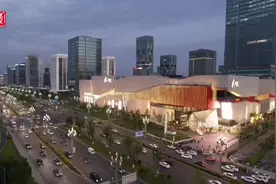 武汉新城夜景美如画图片