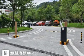 福州一公园停车场道闸遭多次损毁，周围居民心忧存隐患图片