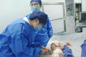 孕22周发现胎儿发育异常，是去还是留？一场生命接力开始了图片