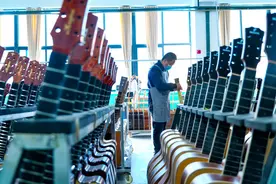 正安吉他 奏响产业集聚曲图片