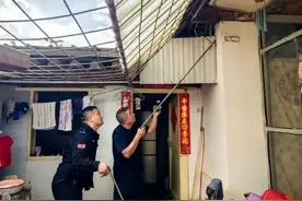 “119吗？我是110！我的‘嫌疑蛇’快被吃了”图片