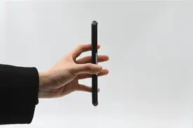网贷广告就像“牛皮癣”：老是弹窗关不掉，利率高与宣传不符图片
