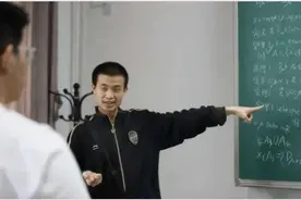 北大“韦神”捐款1600万元抗洪？堂哥：韦东奕本人辟谣，是假消息图片