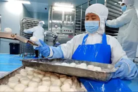 日产中式面点30万例！松江这家企业面点飘香产销旺图片